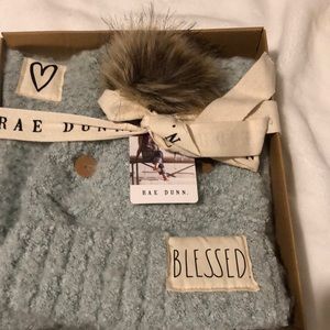 Rae Dunn hat and scarf set